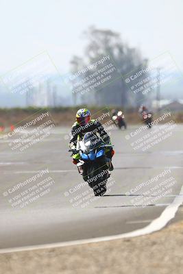 media/Sep-20-2025-TrackDaz (Sat) [[27f0cde673]]/B Group/220pm (Turn 9)/